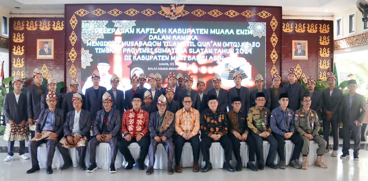 Asisten Pemerintahan dan Kesra Lepas Keberangkatan Kafilah Muara Enim Ke Muba Ikuti MTQ Provinsi Sumsel XXX.