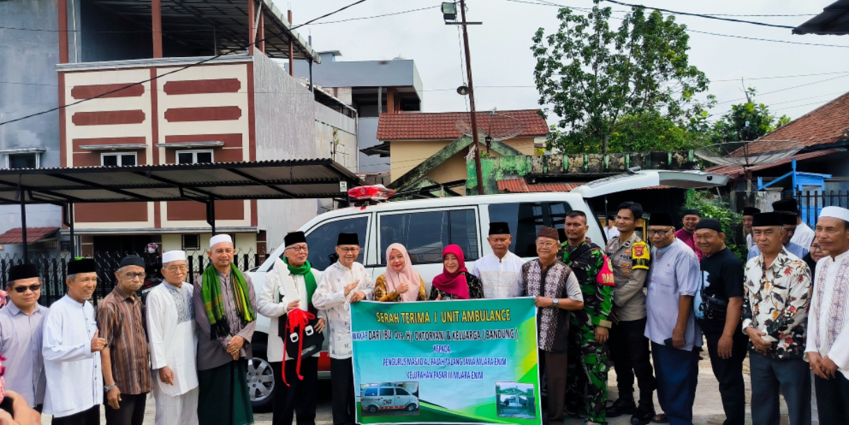 Masjid Al-Falah Talang Jawa Terima Wakaf/Hibah Mobil Ambulans dari Dra. Hj. Oktoryani.