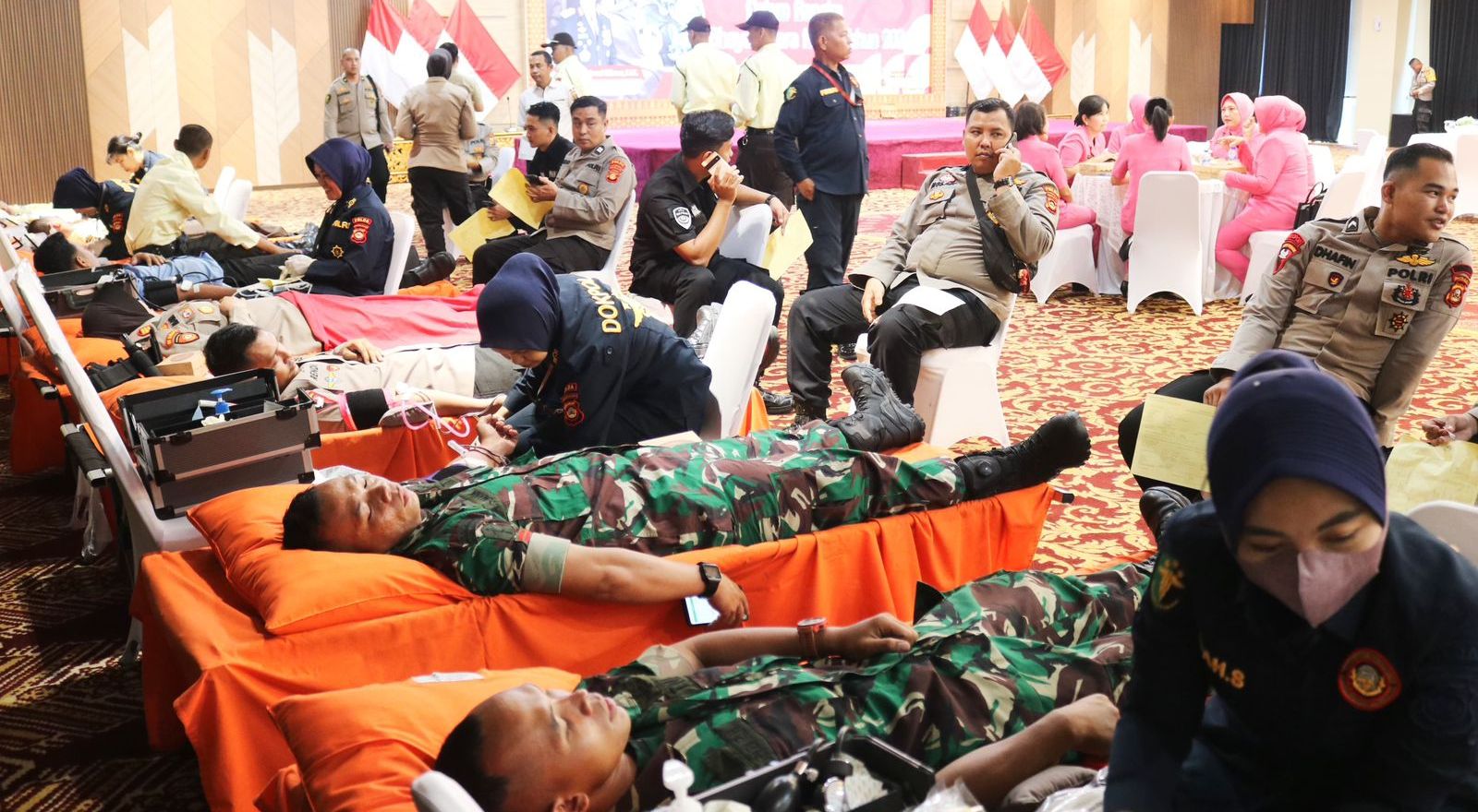 Peduli Kesehatan Masyarakat, Polda Sumsel Menggelar Bhakti Kesehatan Donor Darah.